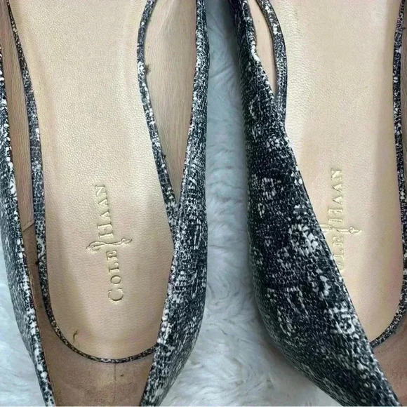 Cole Haan  Flats Pointed Toe Lizard Print Black & White Size 9.5B - Picture 7 of 14